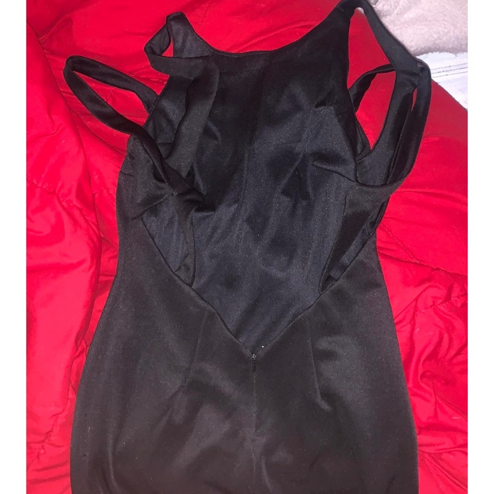 black tight fitting formal dress